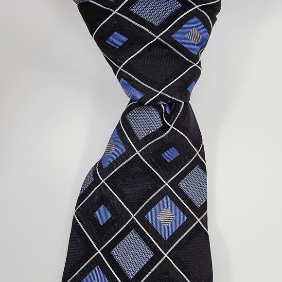 Michael Kors Mens Silk Tie Blue Diamond Pattern Textured Hand Finished Designer - Picture 2 of 7